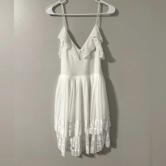 French Connection Adanna Pleated Lace Jersey Dress - Picture 3 of 8